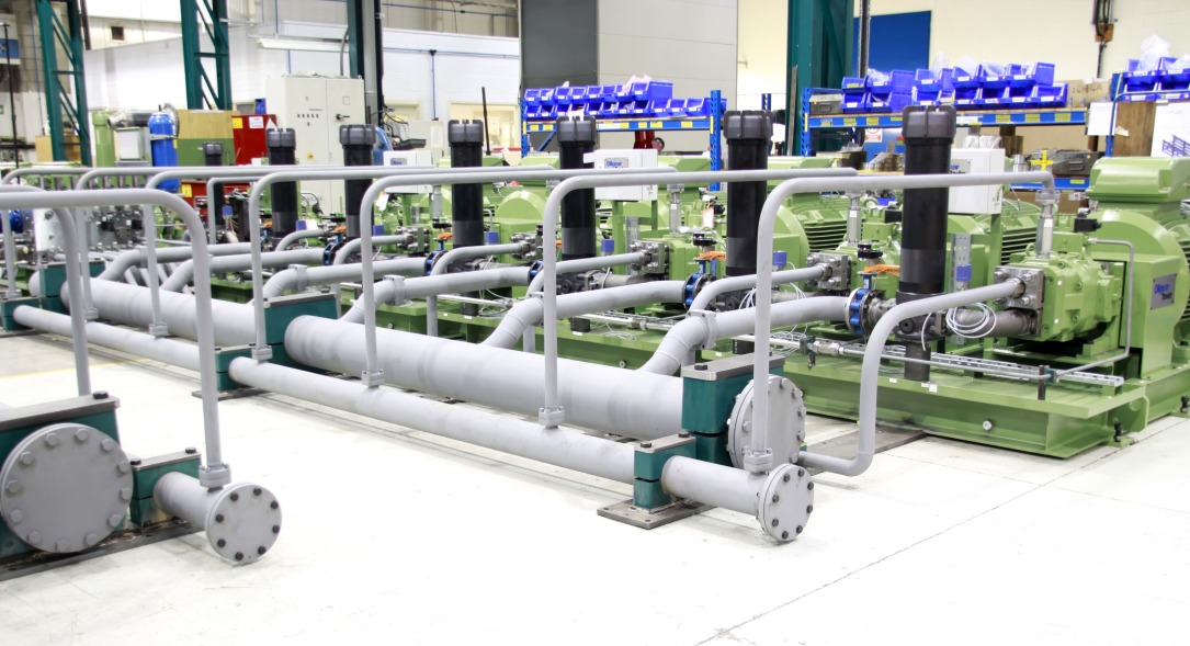 پمپ و لوله هیدرولیک